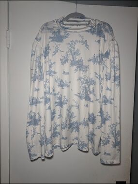 Ivy City Co Mock Neck Blue Toile de Jouy Print Top